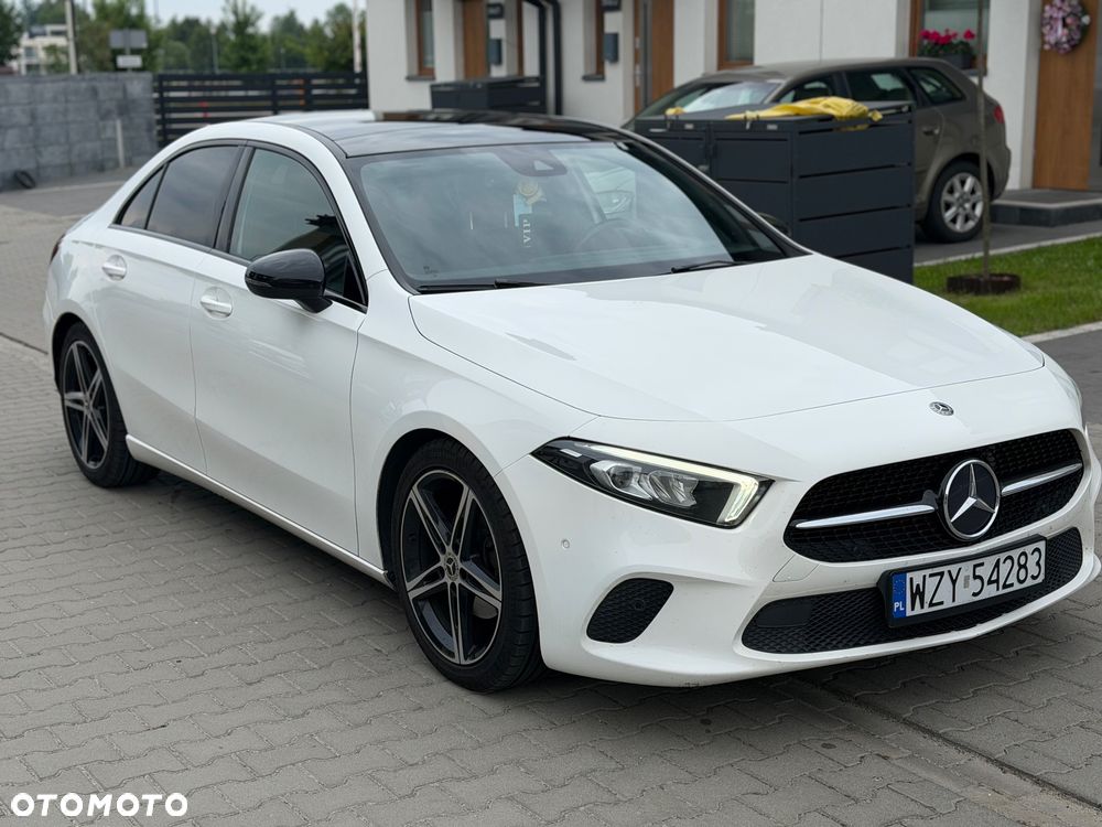 Mercedes-Benz Klasa A 180 d Edition 1 7G-DCT - 15