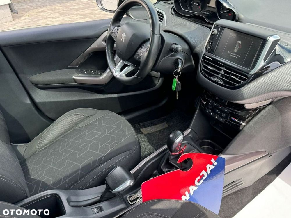 Peugeot 2008 - 5