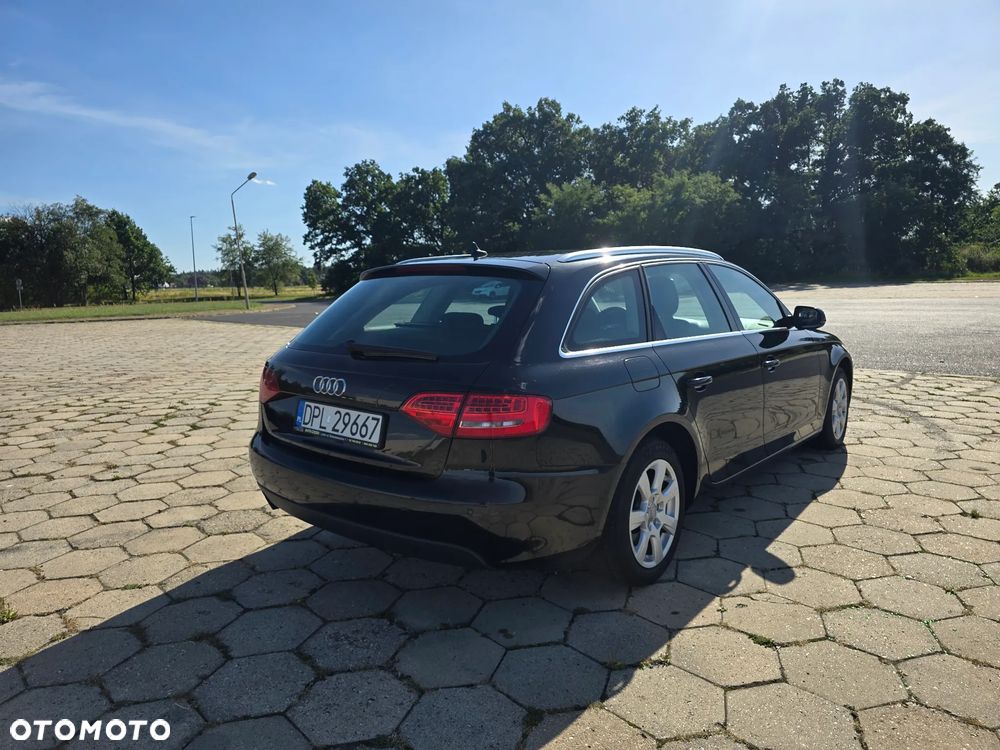 Audi A4 Avant 2.0 TDI - 9