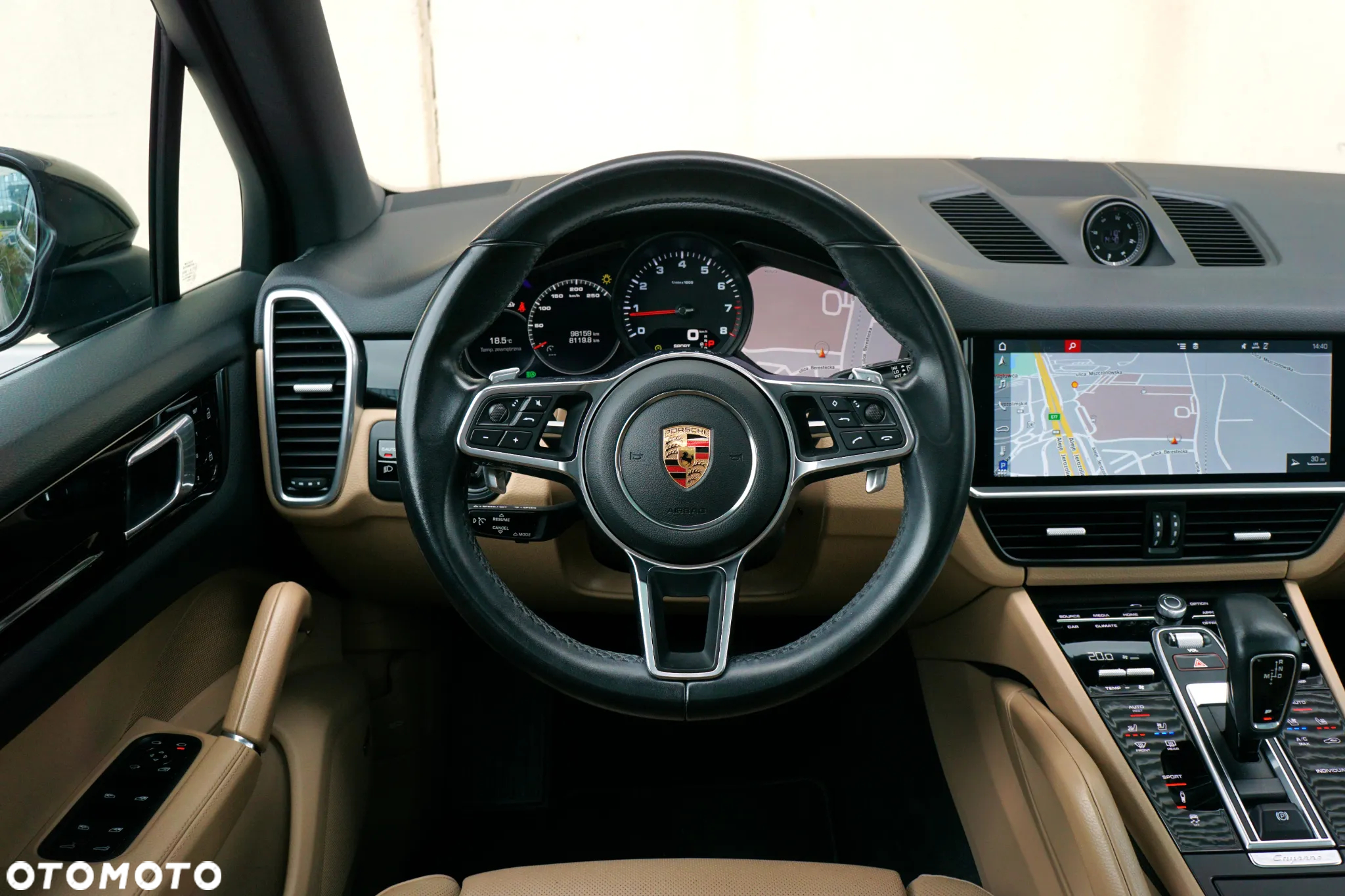Porsche Cayenne Standard - 20