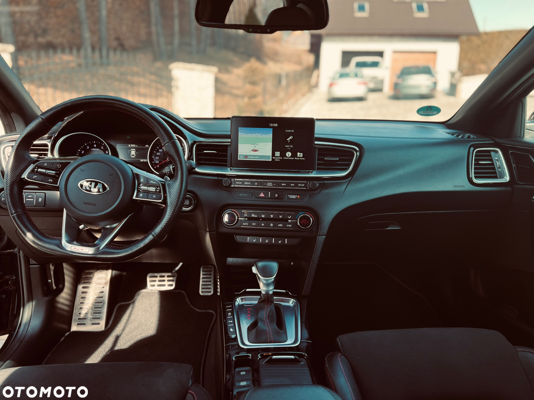 Kia ProCeed 1.6 T-GDI GT DCT - 12