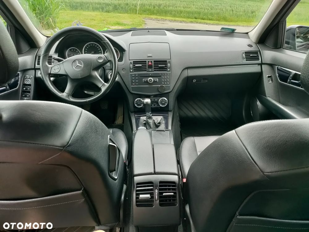 Mercedes-Benz Klasa C 200 CDI Classic - 11