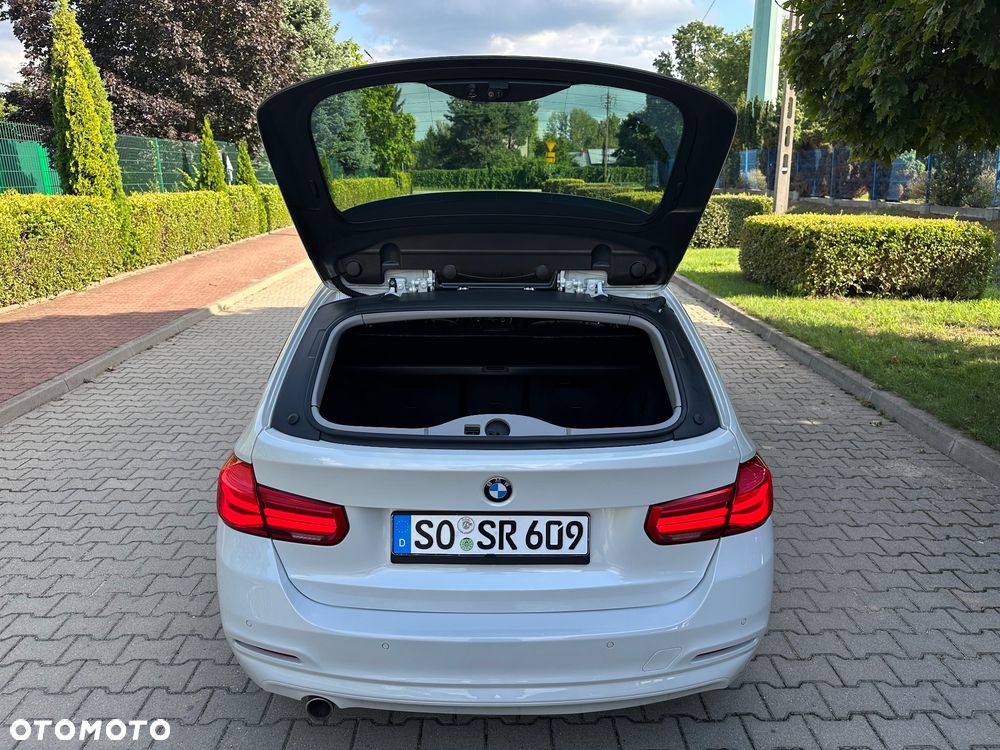 BMW Seria 3 - 32