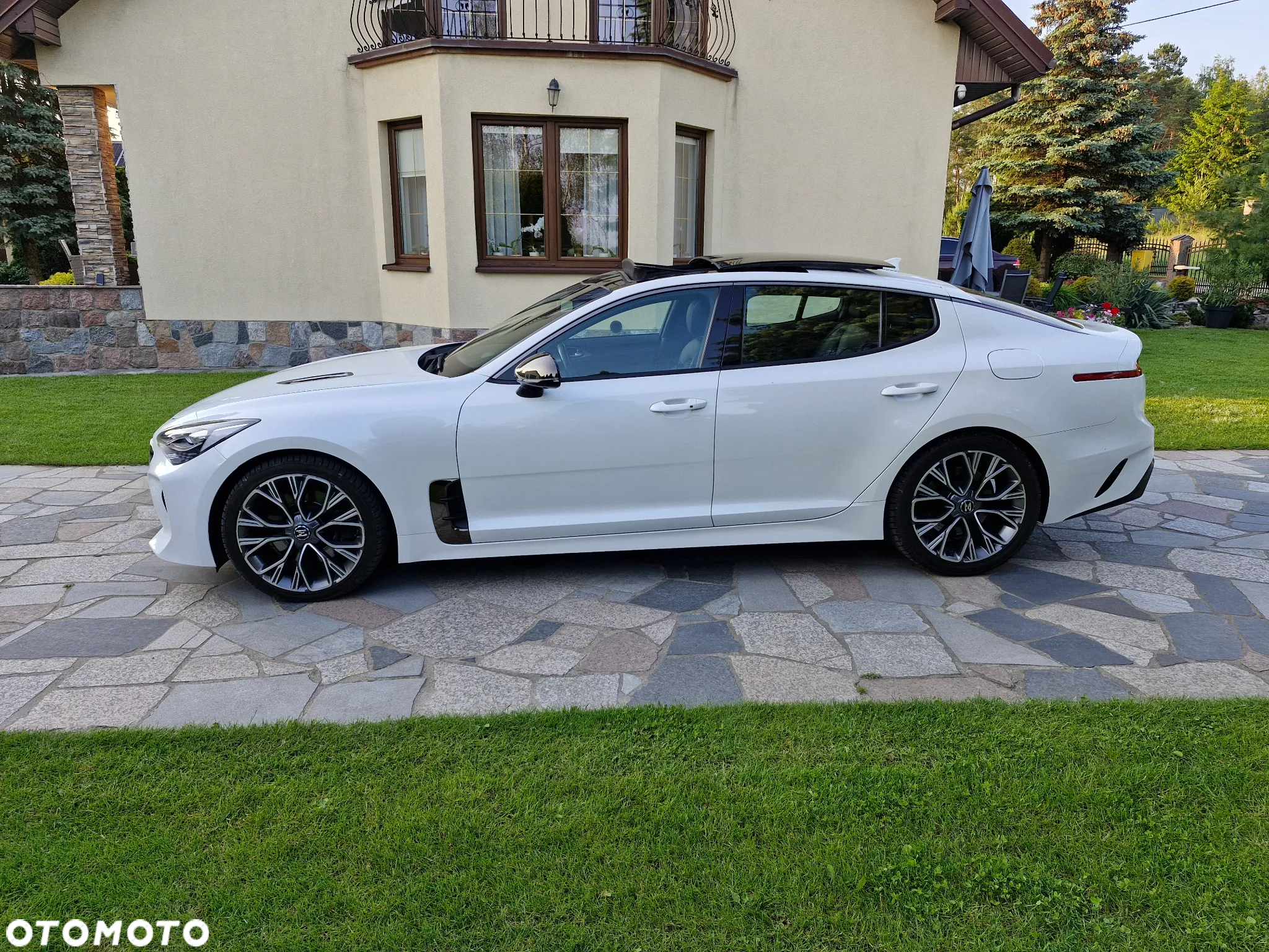 Kia Stinger 2.0 T-GDI GT Line - 21
