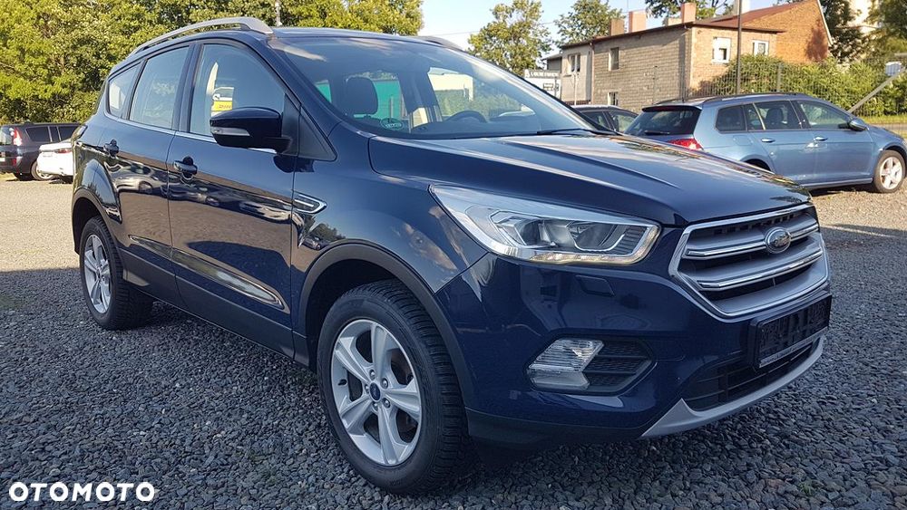 Ford Kuga 1.5 EcoBoost 2x4 Cool & Connect - 3