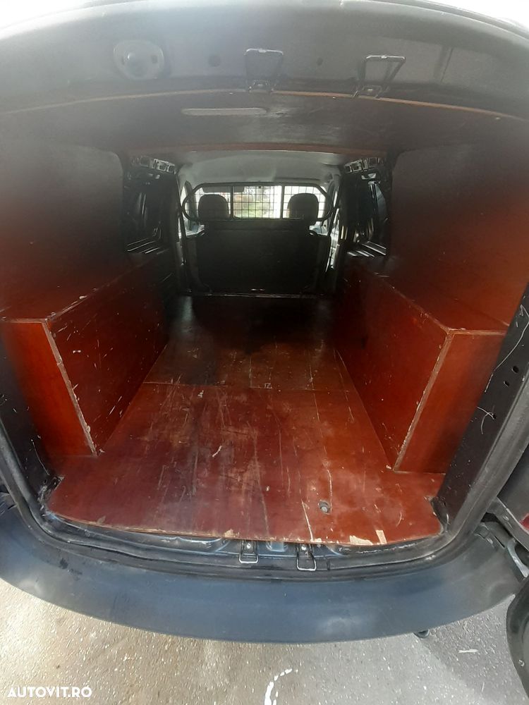 Dacia Logan Van - 9