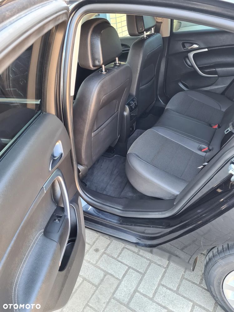 Opel Insignia 1.8 - 8