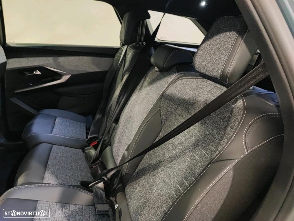 Peugeot E-5008 73 kWh Allure - 10