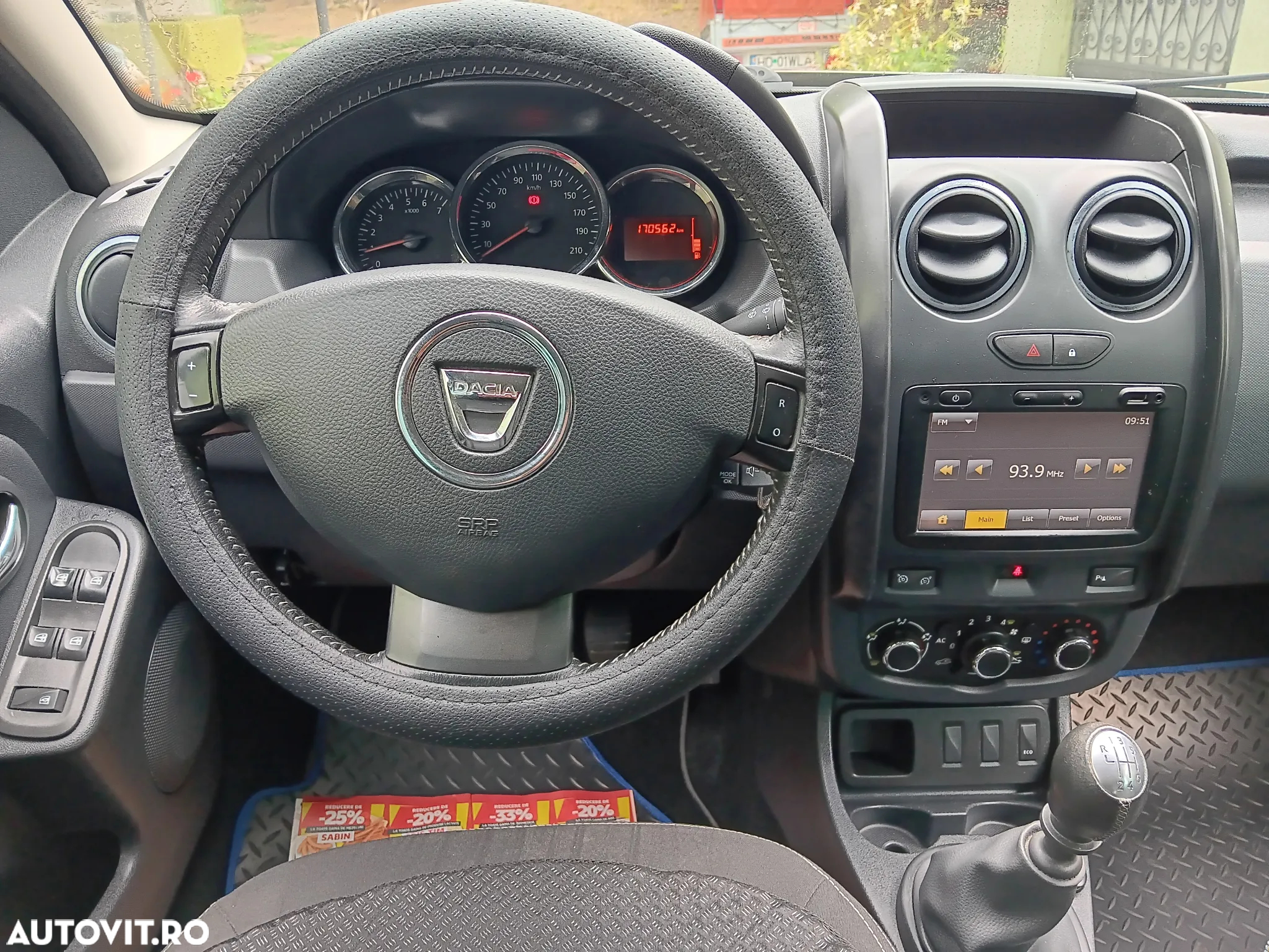 Dacia Duster 1.5 dCi 4x2 Laureate - 13