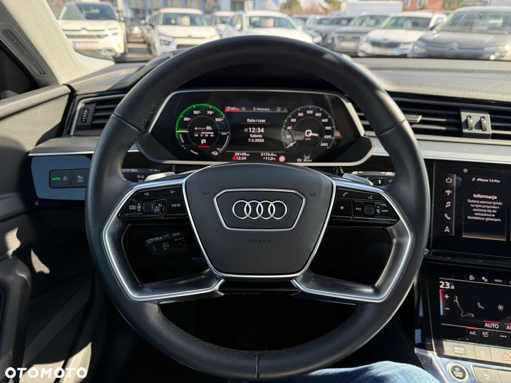 Audi Q8 e-tron 50 quattro advanced - 10