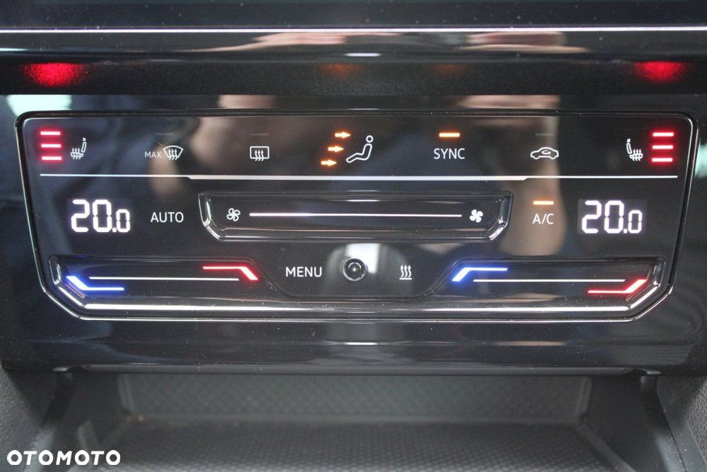 Volkswagen Passat - 38