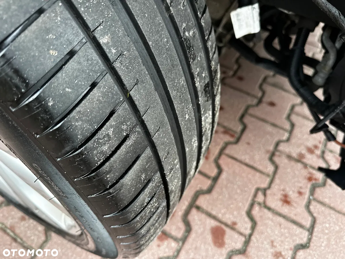 Audi SQ5 - 40