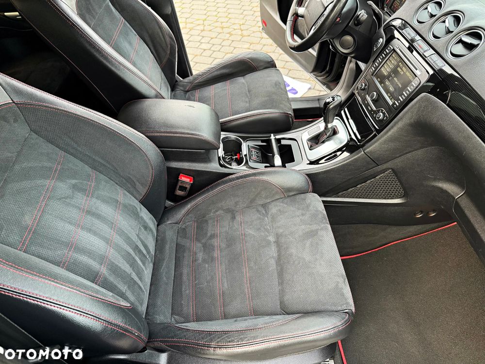 Ford S-Max 2.0 TDCi DPF Titanium MPS6 - 36