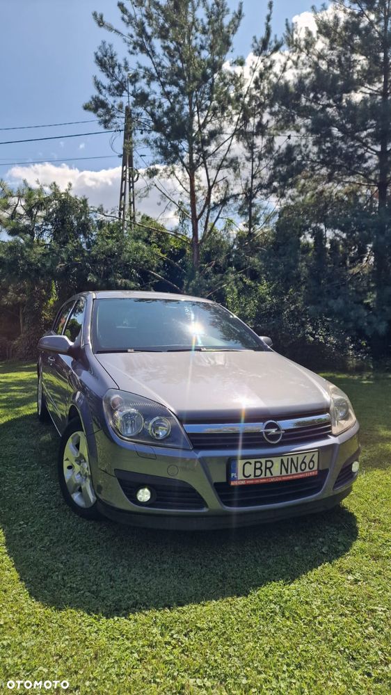 Opel Astra 1.6 Enjoy - 2
