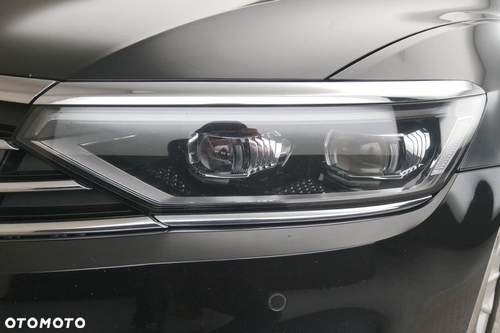 Volkswagen Passat Variant 2.0 TSI Elegance DSG - 13