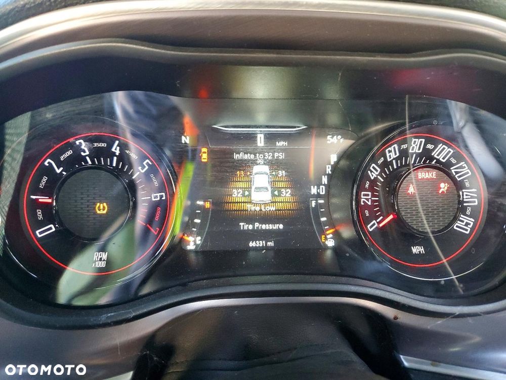 Dodge Challenger Automatik SXT Plus - 10