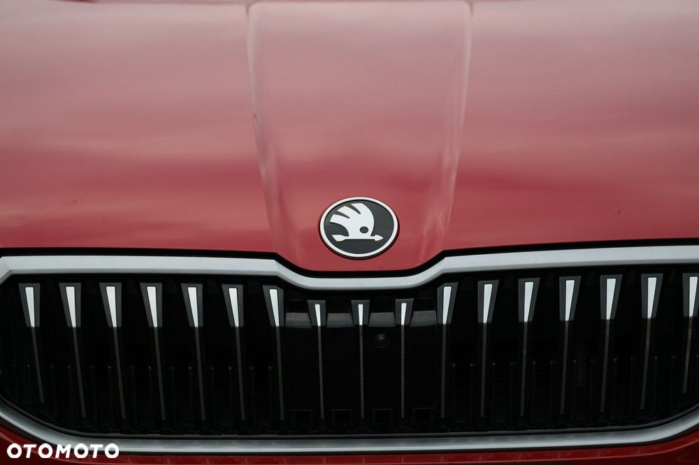 Skoda Superb 2.0 TDI SCR Selection DSG - 18