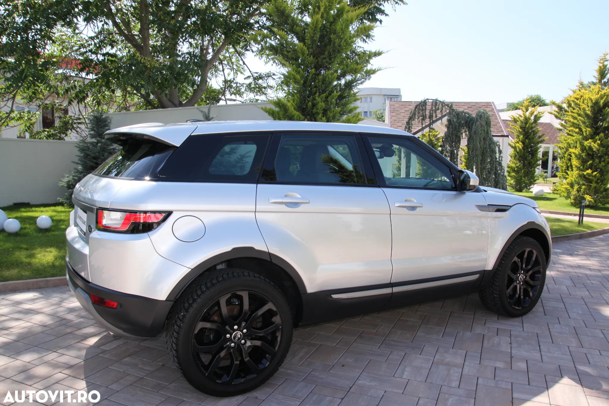 Land Rover Range Rover Evoque - 9
