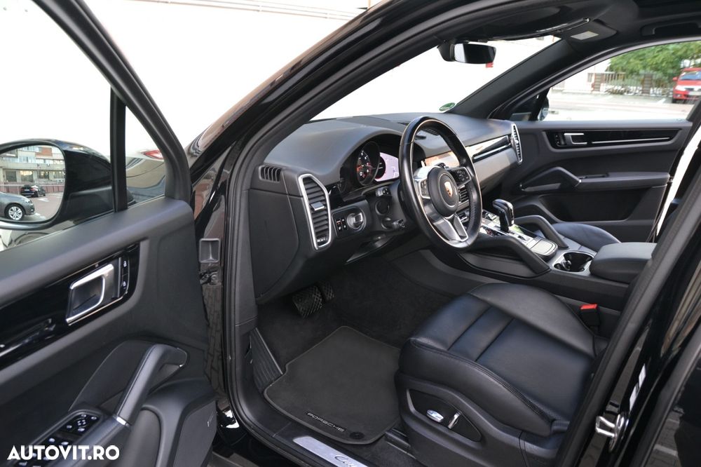 Porsche Cayenne Tiptronic S - 10
