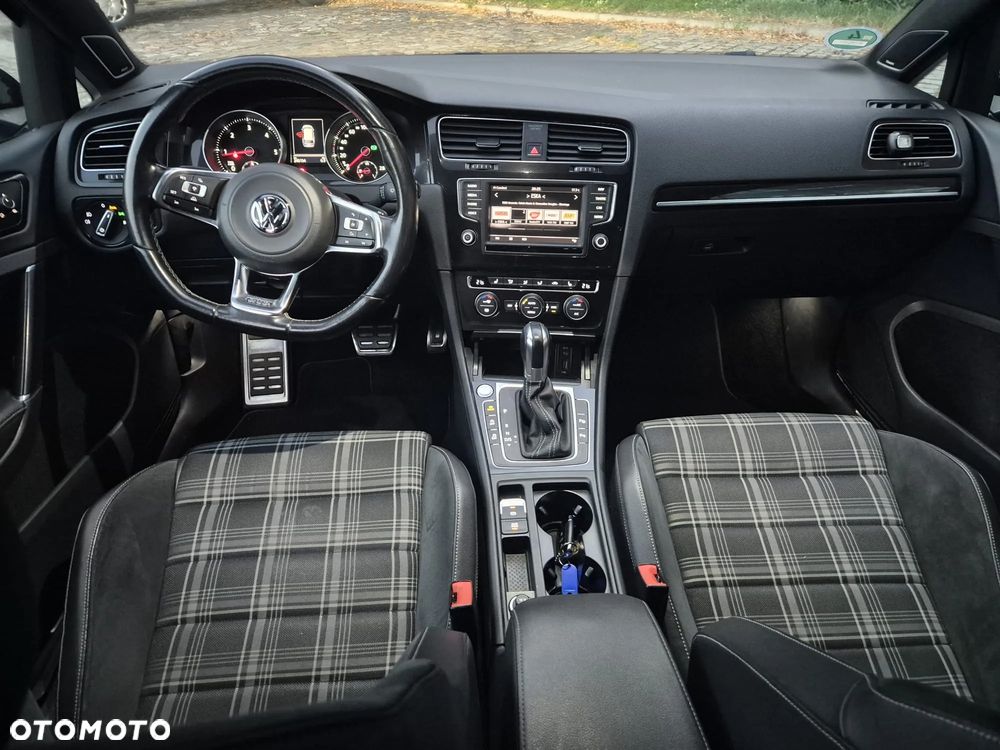 Volkswagen Golf 2.0 TDI BMT GTD DSG - 12