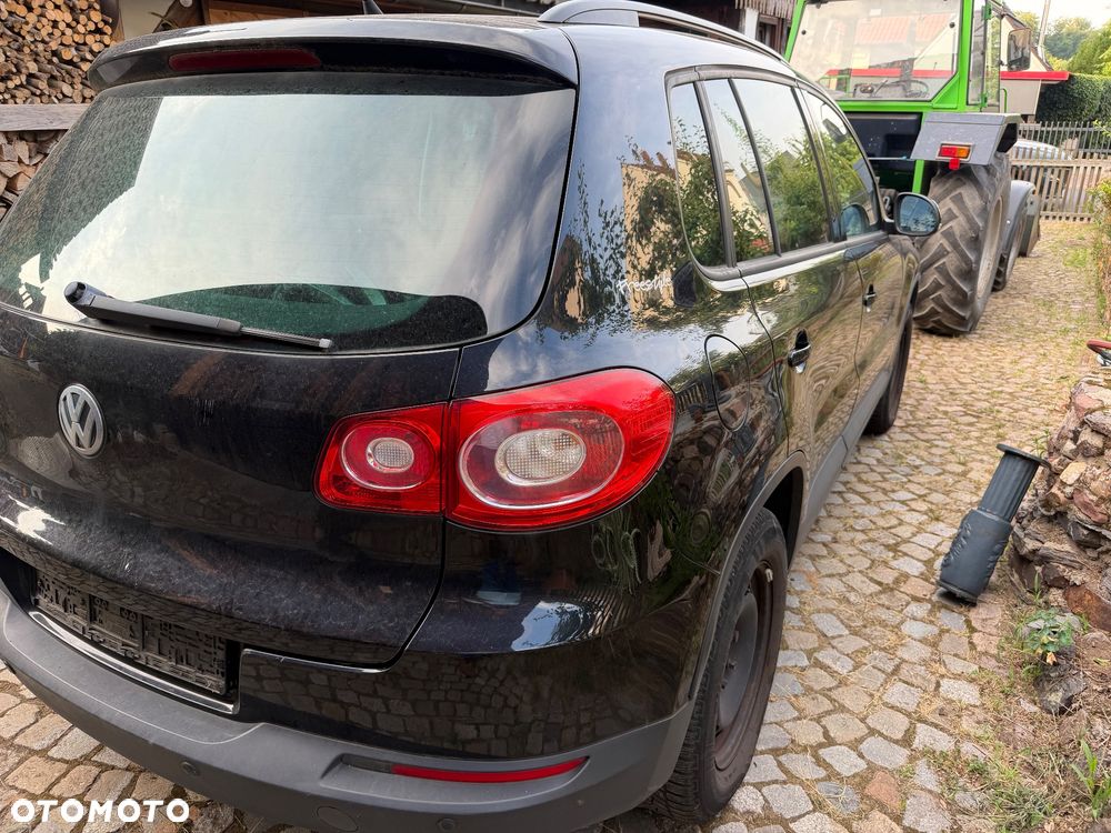 Volkswagen Tiguan - 10