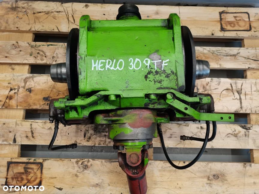 Środek mostu Merlo KT - 9