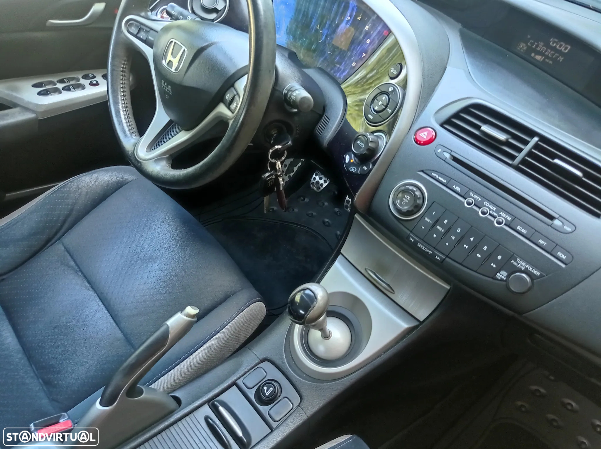 Honda Civic 1.4 Comfort - 9