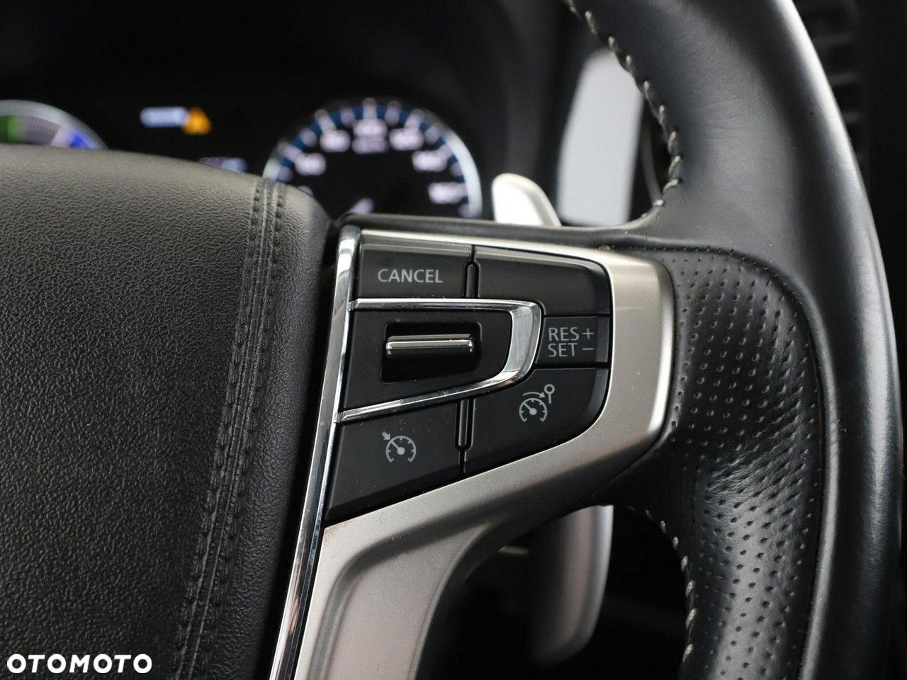 Mitsubishi Outlander - 30