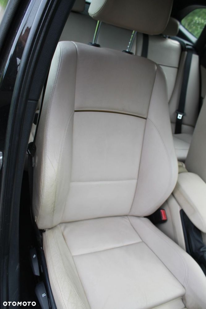 FOTEL PRAWY SKÓRA NEVADA OYSTER GRZANY BMW X1 E84 - 3