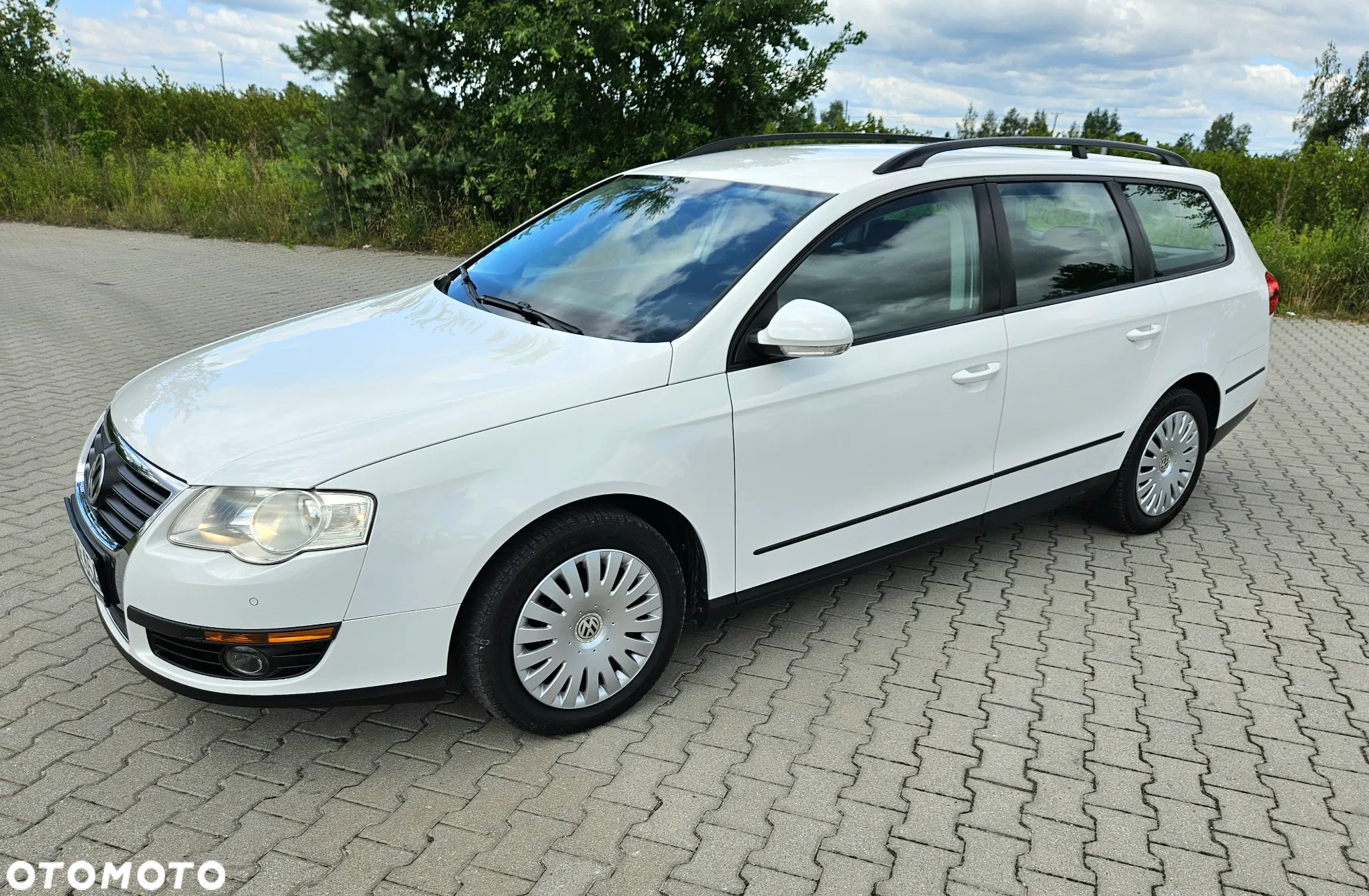 Volkswagen Passat Variant 2.0 TDI Trendline - 24