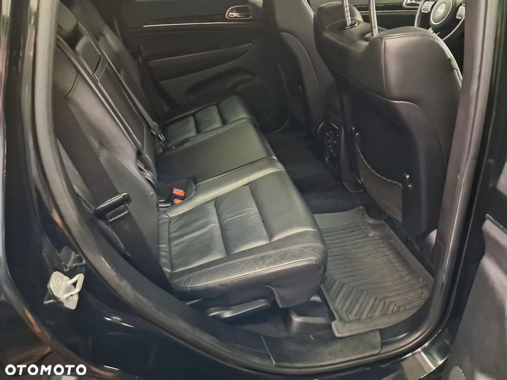 Jeep Grand Cherokee - 13