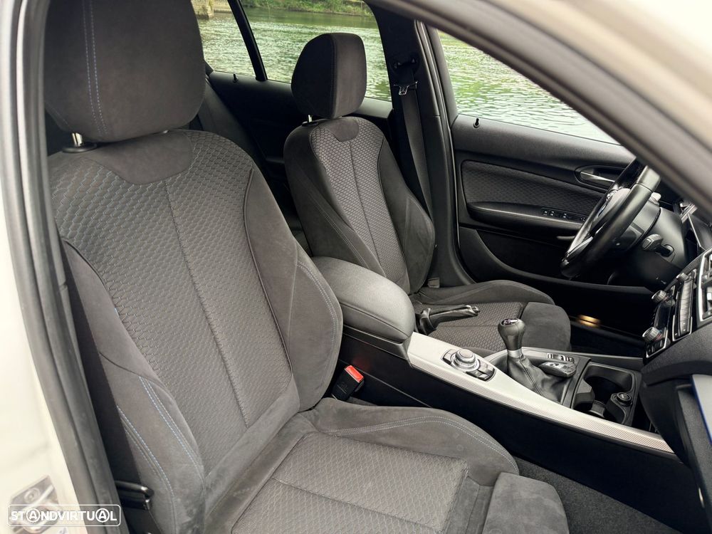 BMW 116 d Pack M - 38