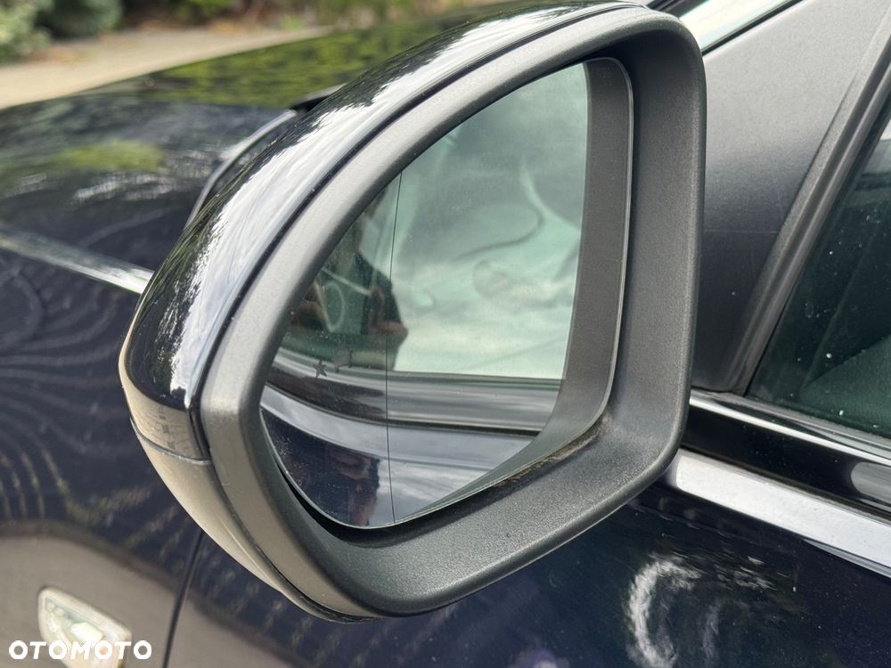 Opel Insignia - 17