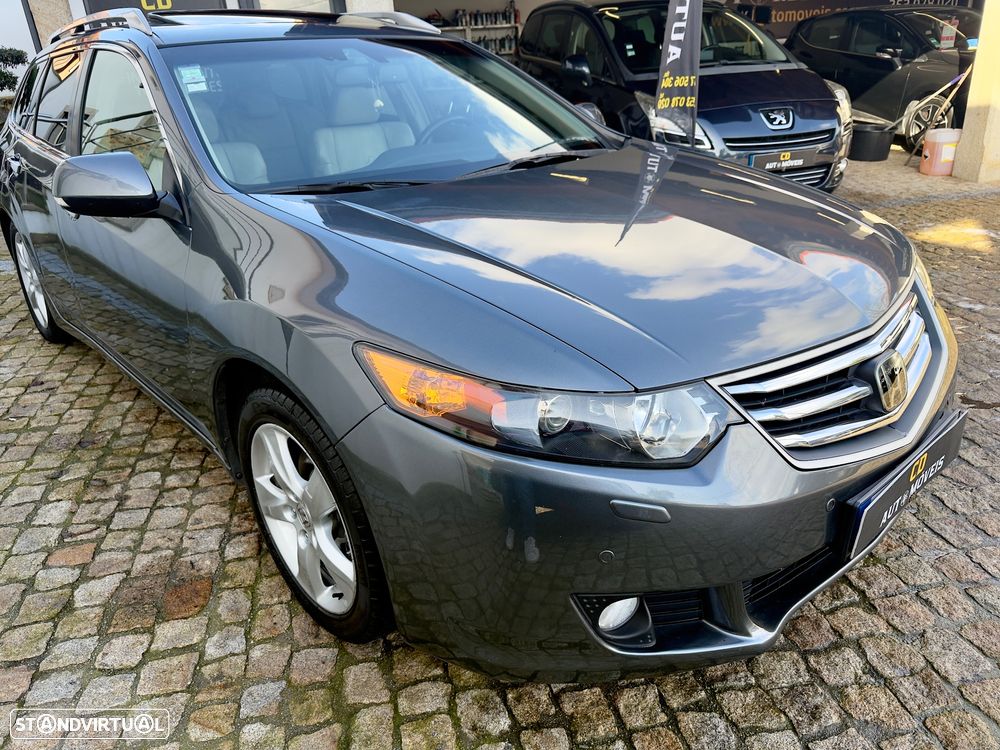 Honda Accord Tourer 2.2 i-DTEC Executive Navi E.Limitada - 27