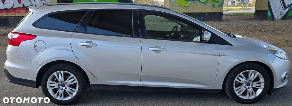 Ford Focus 1.6 TDCi DPF Trend - 3