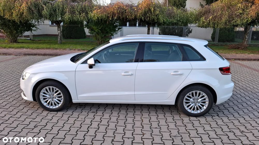 Audi A3 Sportback 2.0 TDI Attraction - 3