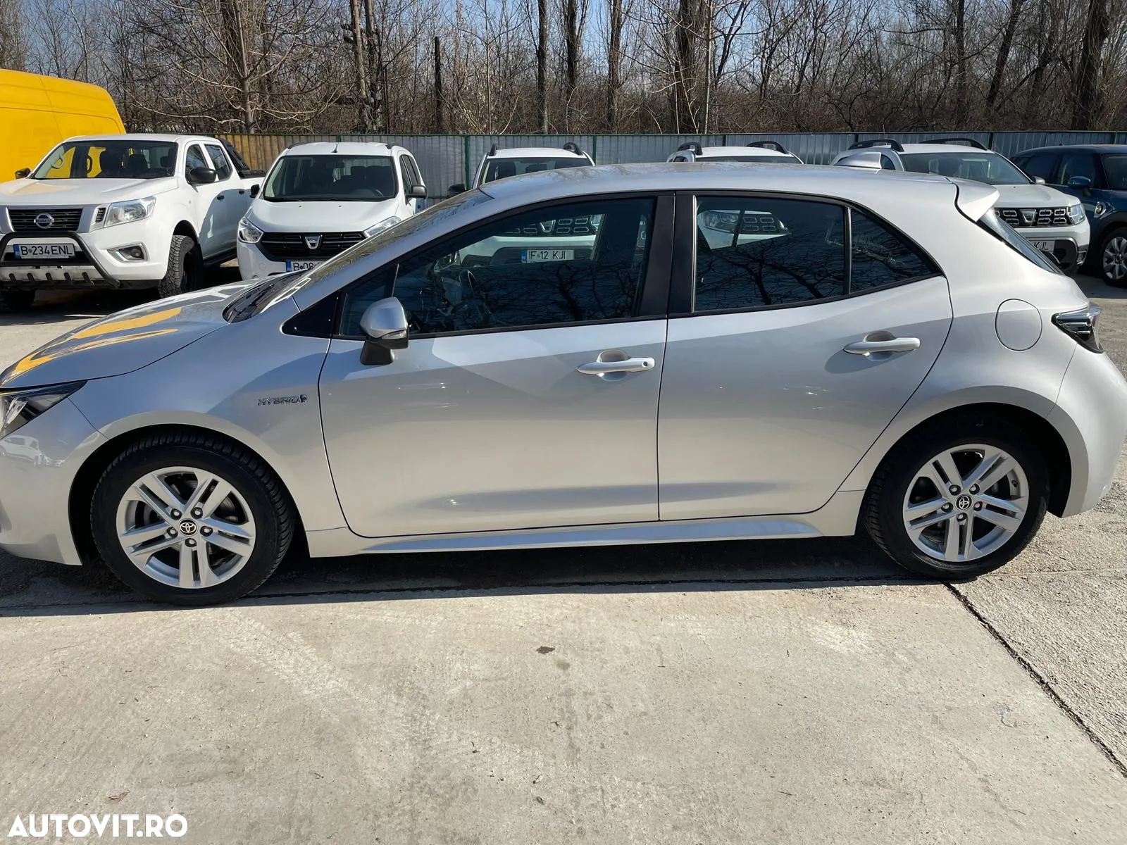 Toyota Corolla 1.8 HSD Dynamic - 17
