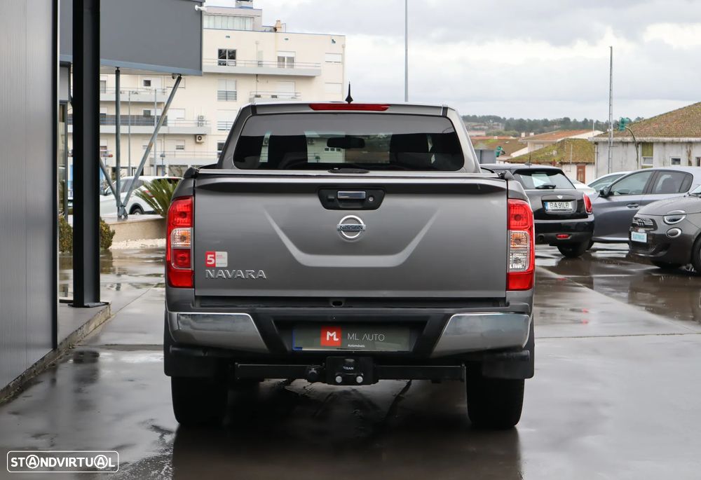 Nissan Navara 2.3 dCi CD 4WD N-Connecta Nav+Barras - 5