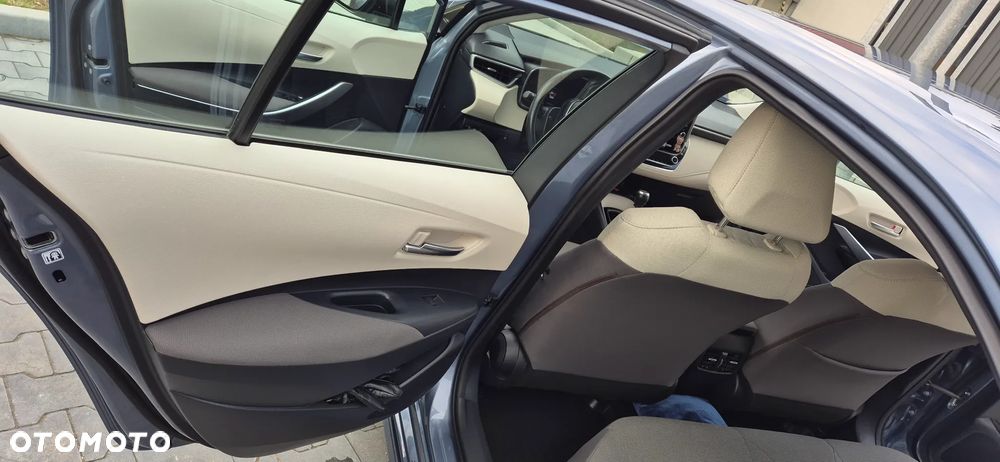 Toyota Corolla 1.6 Comfort - 6