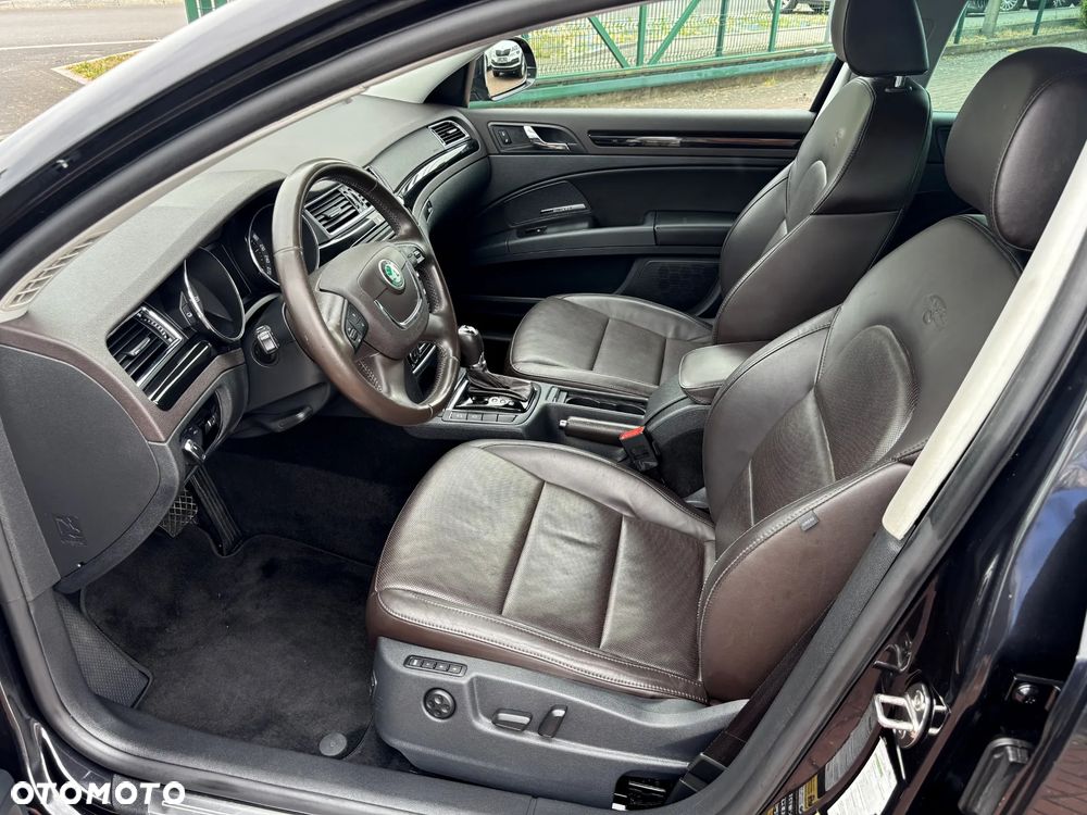 Skoda Superb 3.6 V6 4x4 DSG L&K - 12