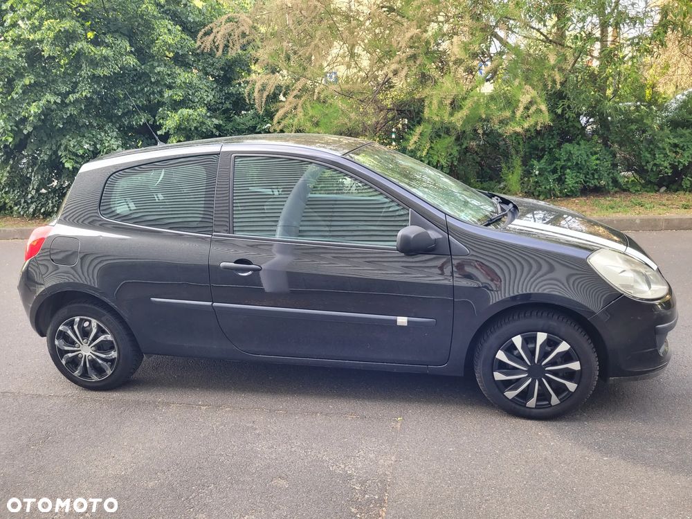 Renault Clio 1.2 16V Expression - 5