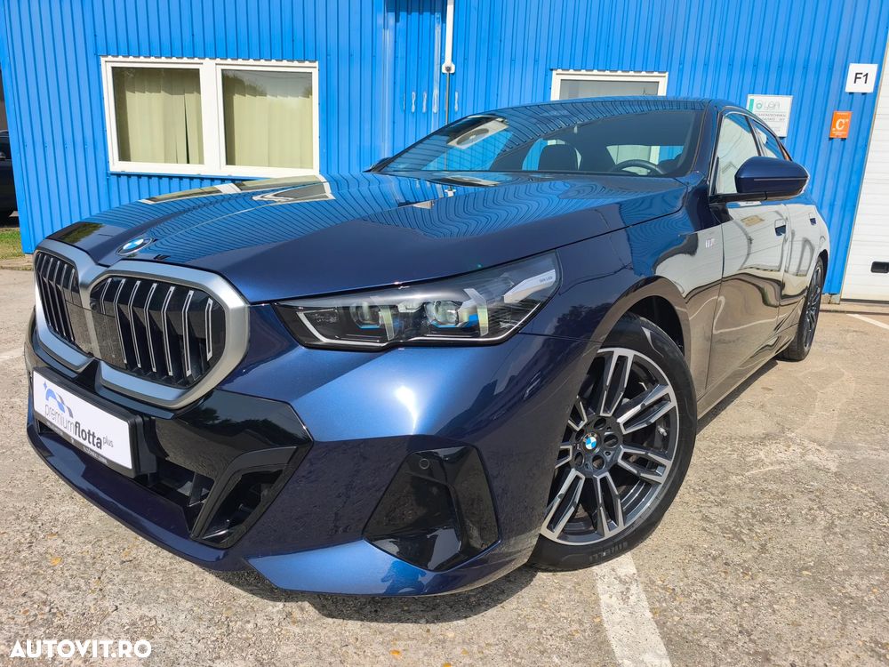 BMW Seria 5 520d xDrive AT MHEV - 1