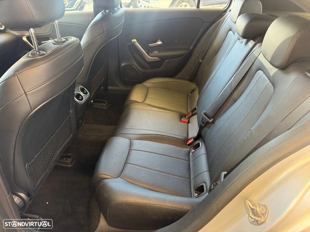 Mercedes-Benz A 180 d 7G-DCT Progressive - 13