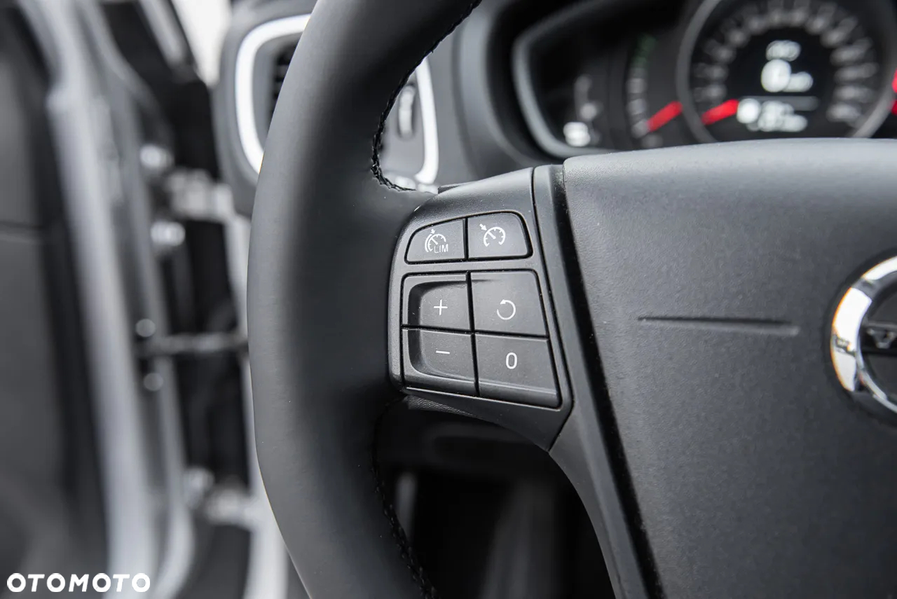 Volvo V40 - 19