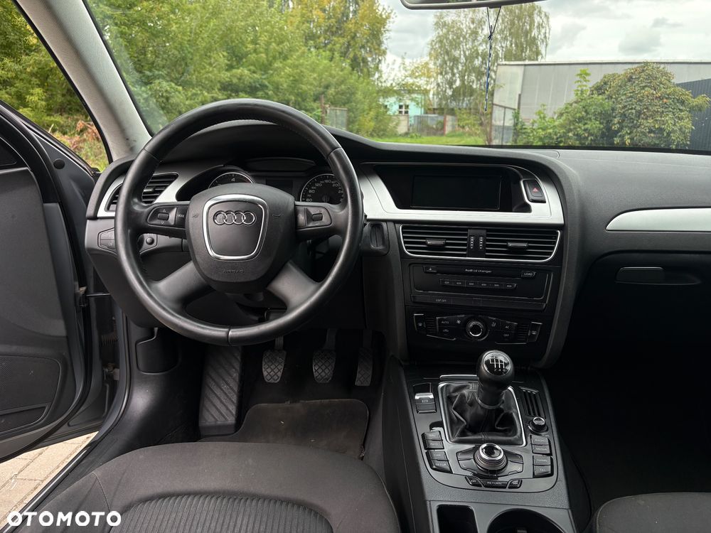 Audi A4 Avant 2.0 TDI - 13