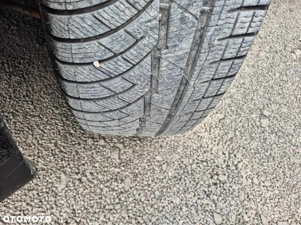 BMW Seria 7 - 13