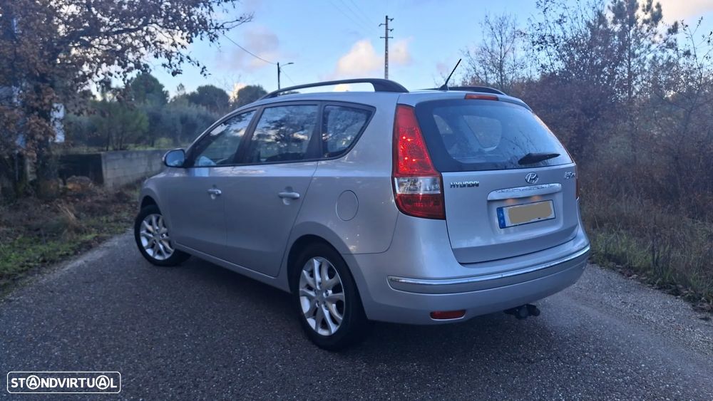 Hyundai i30 CW 1.4 CVVT Blue Comfort - 4