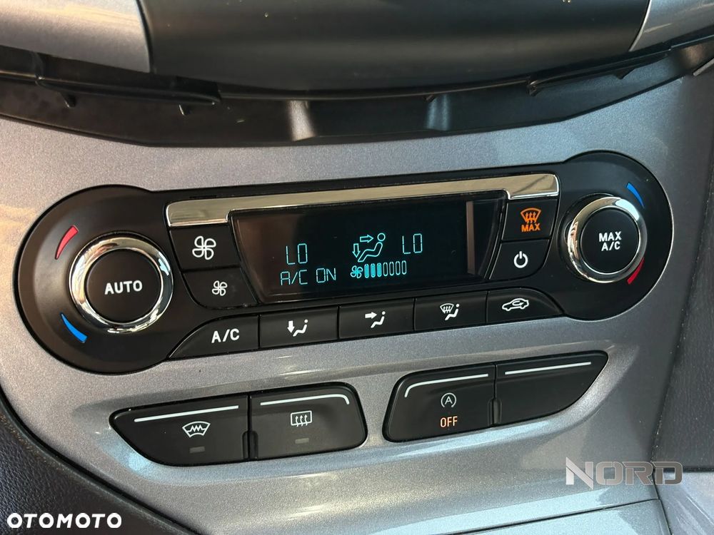 Ford Focus 1.0 EcoBoost Titanium - 18