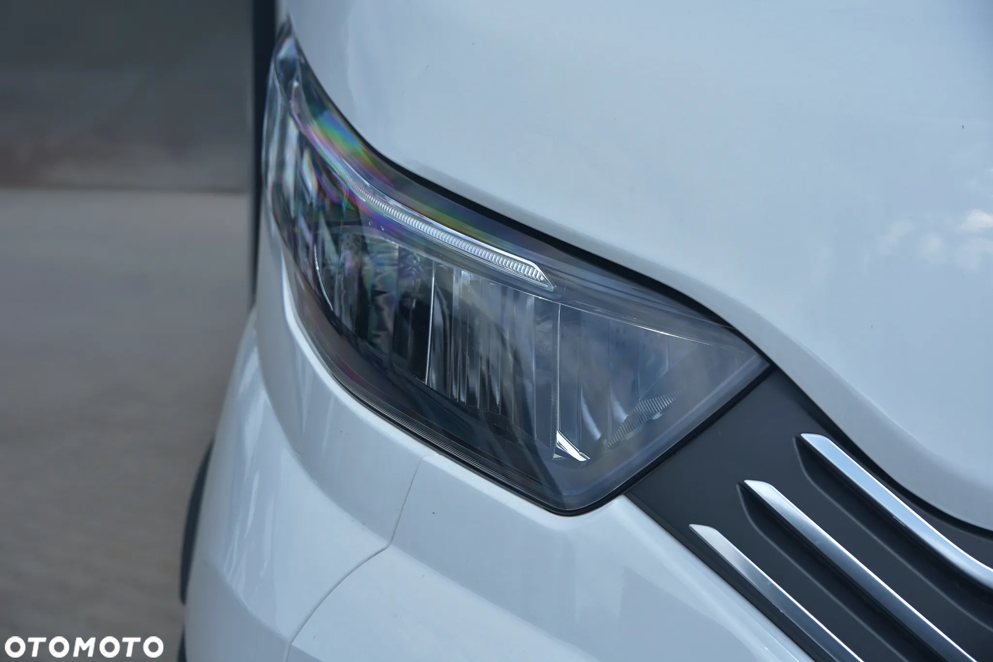 Iveco Daily zabudowa 10EP międzynarodowa kabina sypialna - 23