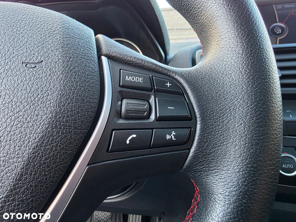 BMW Seria 1 118i Sport Line - 23